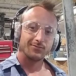 Meet your Posher, Tom